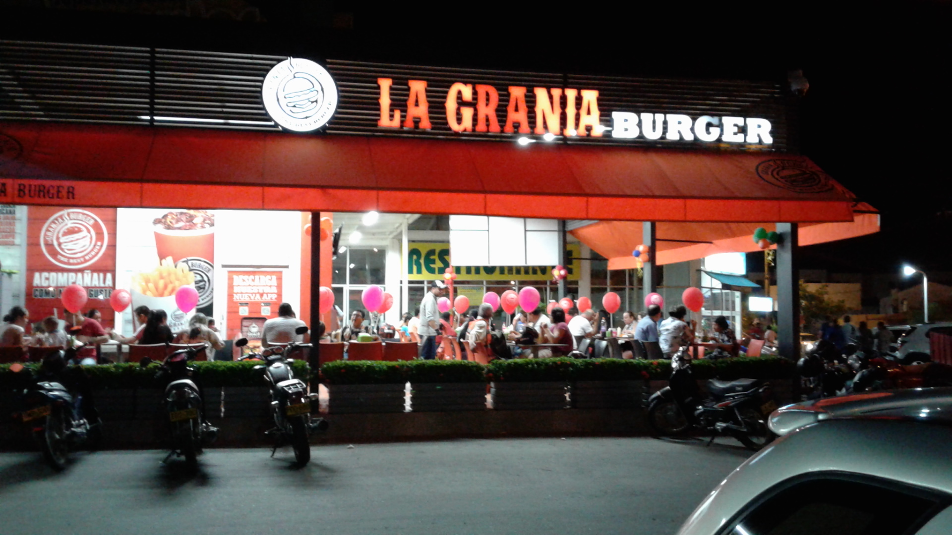 Restaurante-La-Granja-Burguer-Neiva