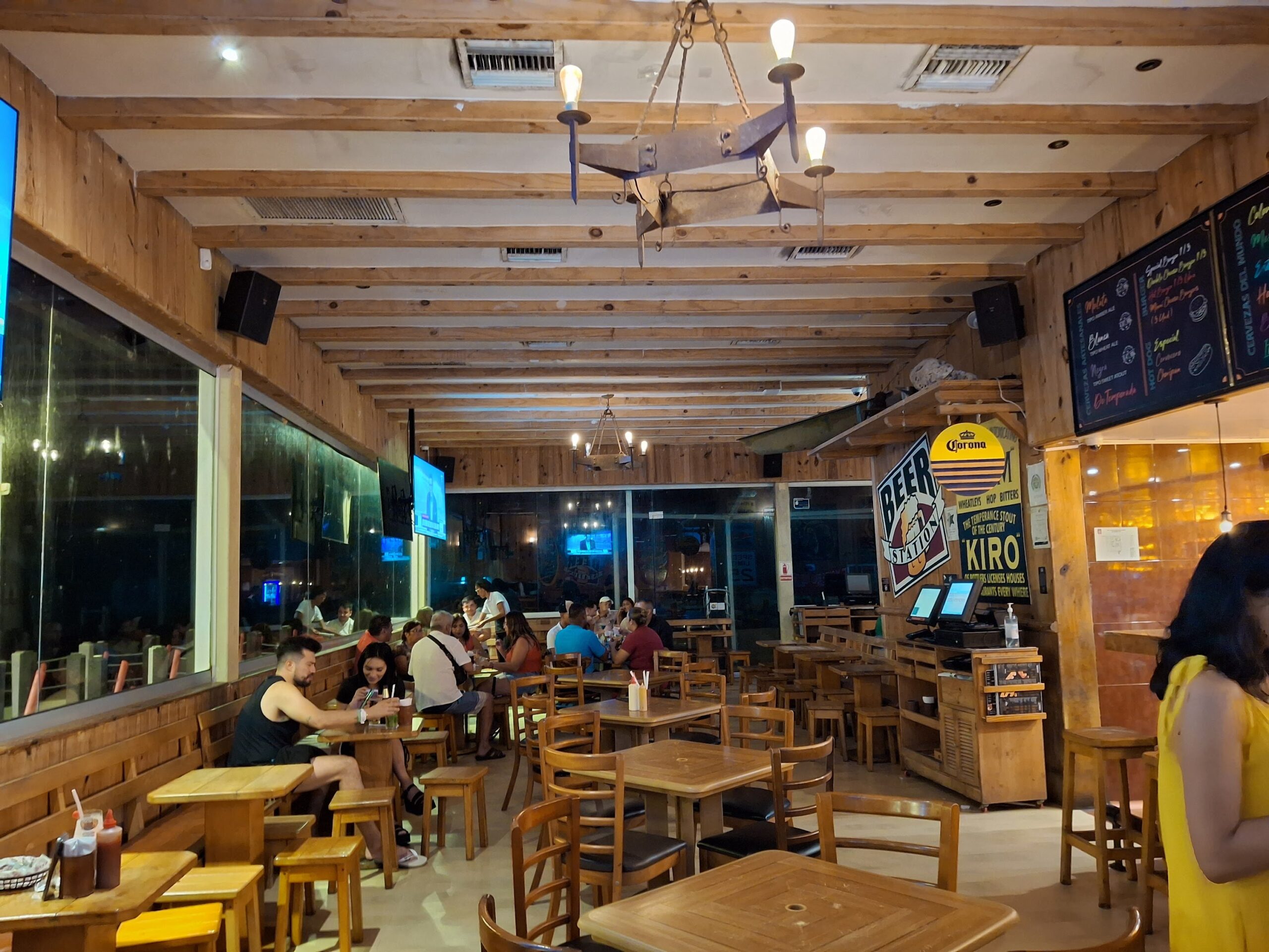 Restaurante-Beer-Station-San-Andres